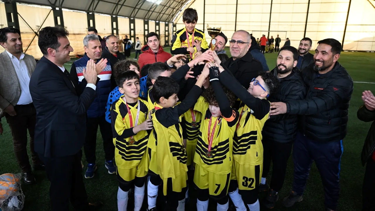 Yeşilyurt Belediyesi Bilardo Turnuvasında Şampiyonlar Ödüllendirildi